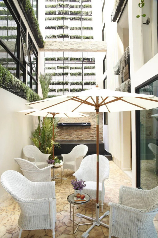 Amber Boutique Silom