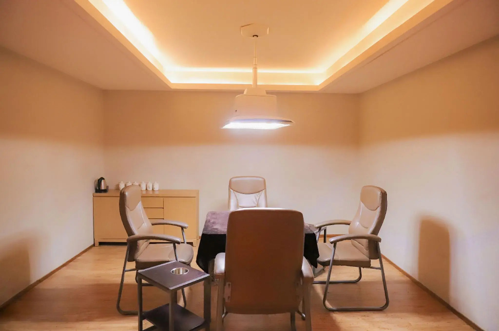Bojue Shijia Hotel