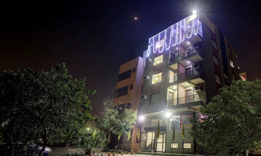 Hotel O JDJ Residency