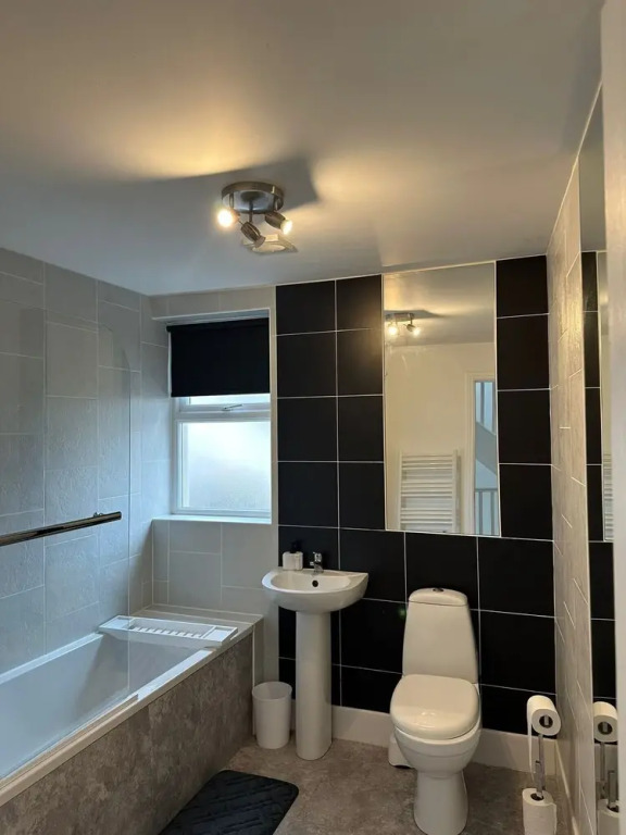 Blackpool Abode - Aurora