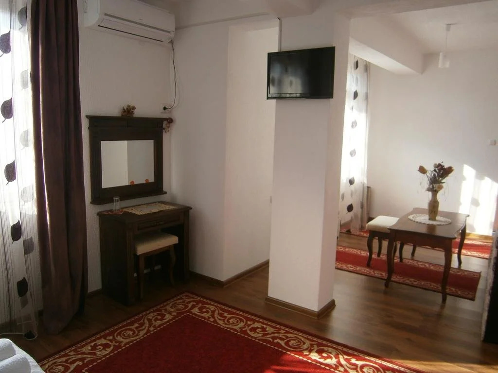 Petra Hotel