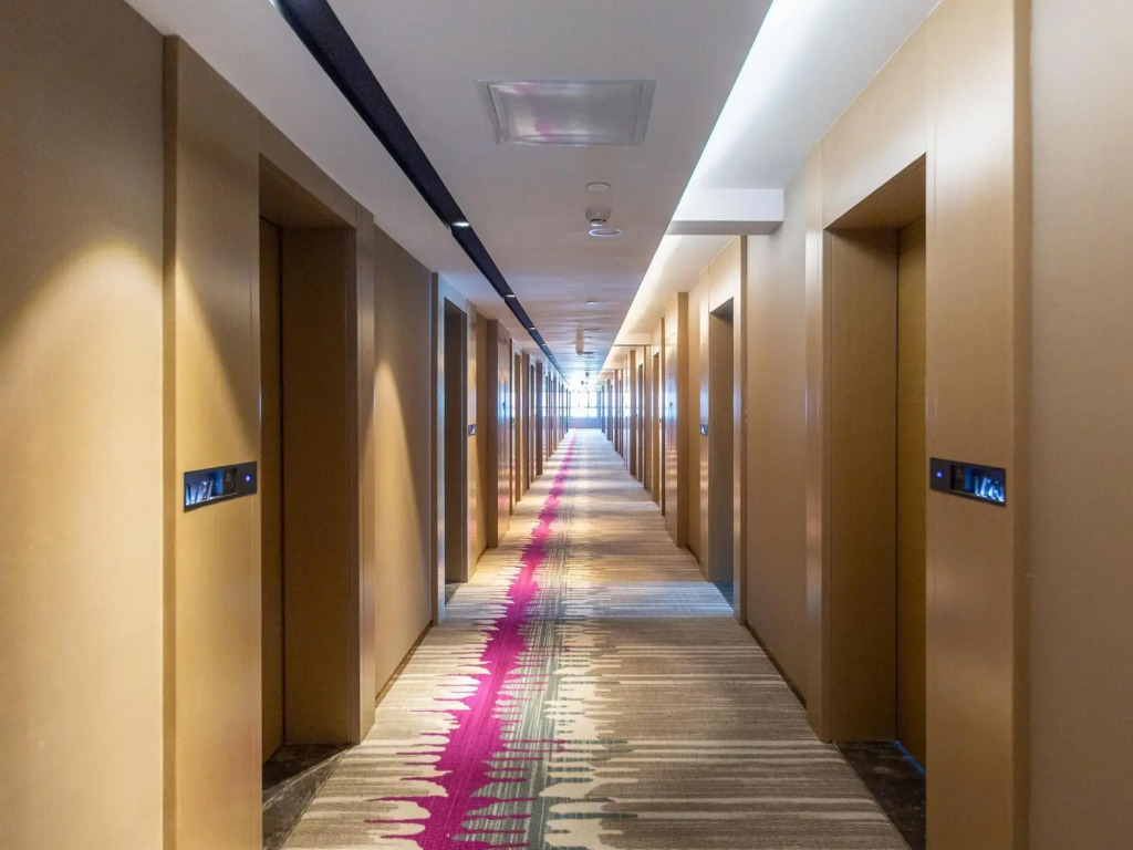 Lavande Hotel Zhonghai Plaza Store