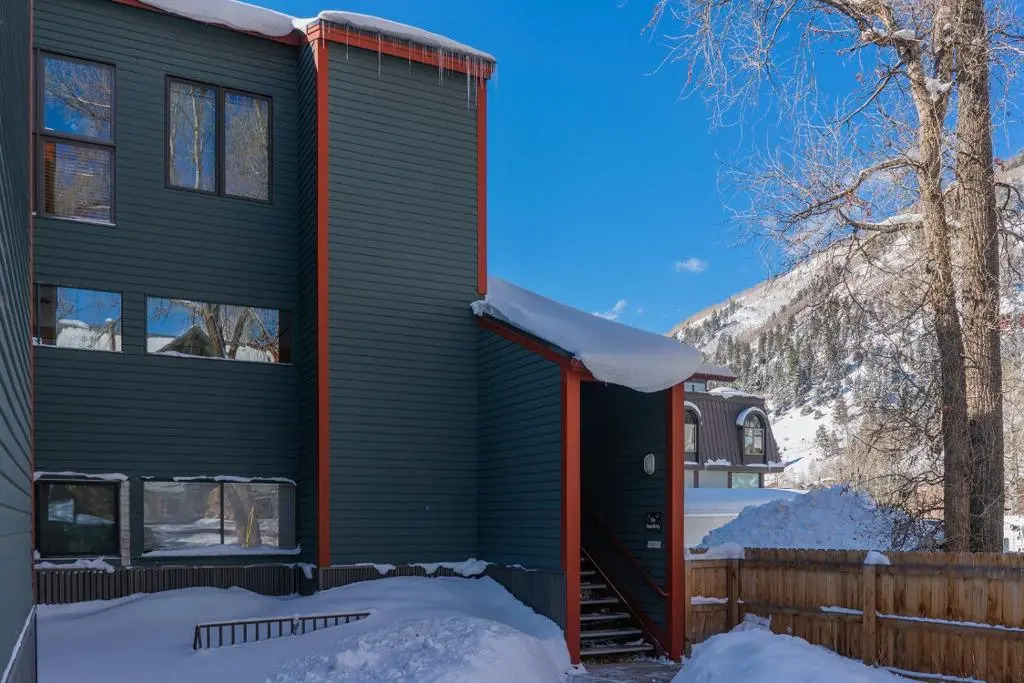 Telluride Lodge Unit 301 - A Lift-Side Condo