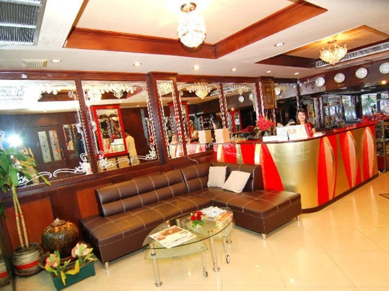 Lucky Palace Hotel