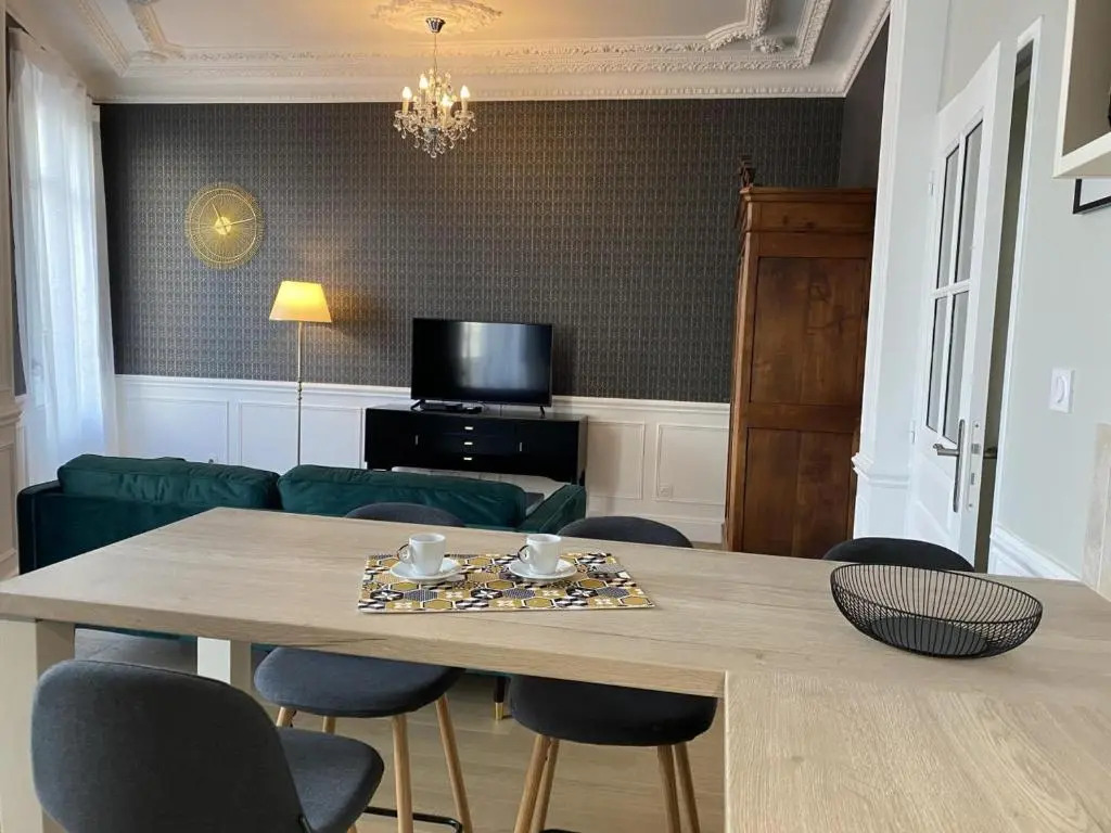 Appartement Vichy, 2 pièces, 2 personnes - FR-1-489-362