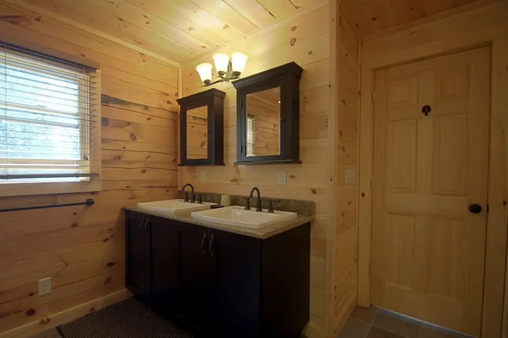 Imani's Cabin - 3 Br Cabin