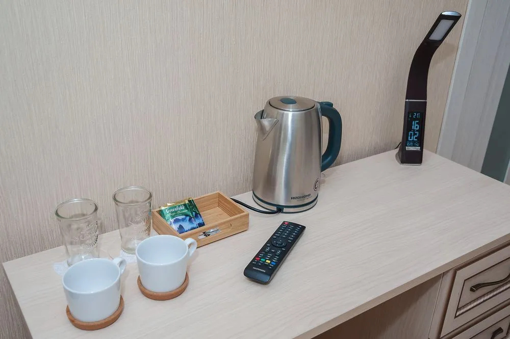 GloryVell Hotel
