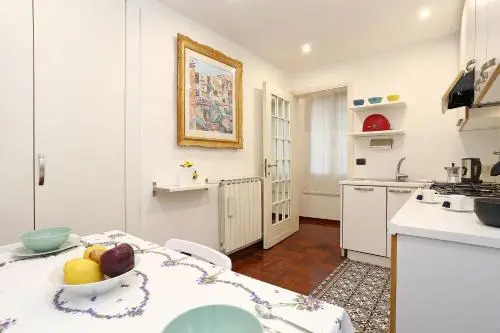 Alexander Apartment Condotti
