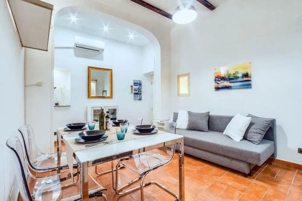 Charming Little Flat in the Heart of Trastevere