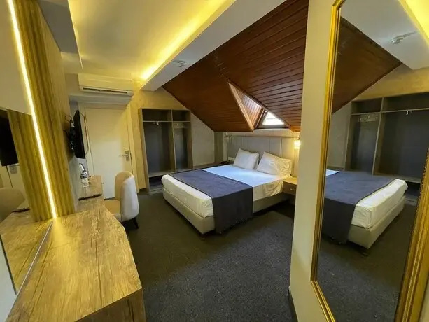 Yeni̇ Sevcan Hotel