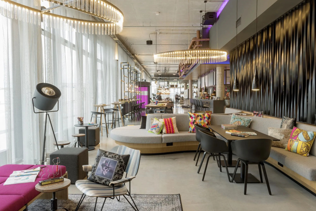 Moxy Glasgow Merchant City