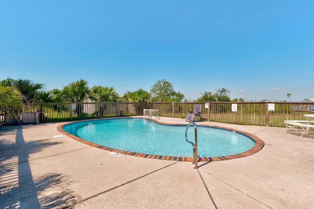 Bayou Heron #2b - 1514 Cadillac 2 Bedroom Condo
