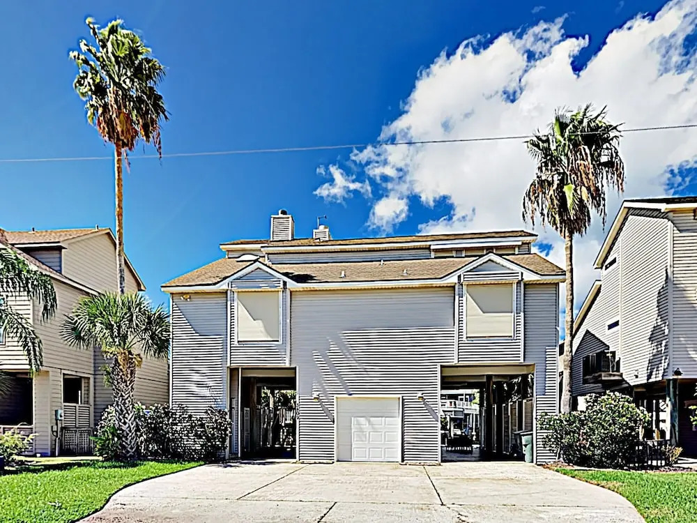 3409 Galveston - 4 Br Home