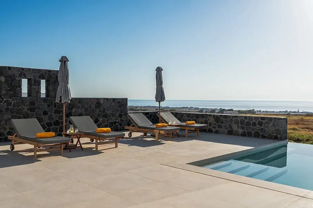 Platies Luxury Apartments Santorini