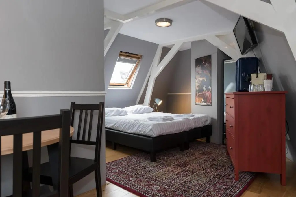 Westerpark Suites