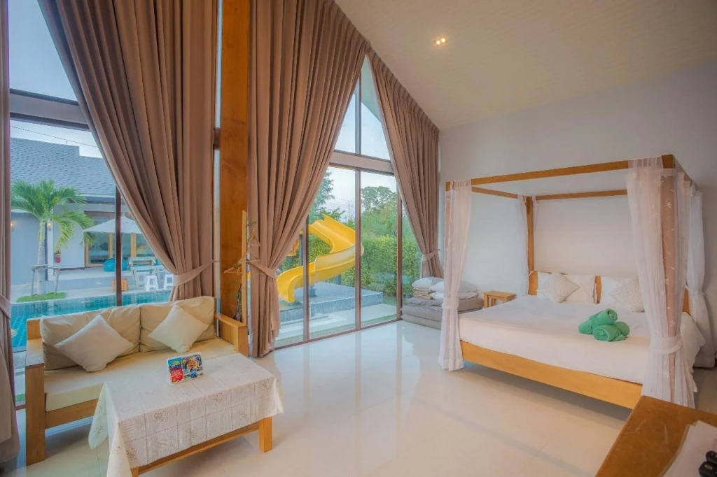 Proud Villa Hua Hin Resort