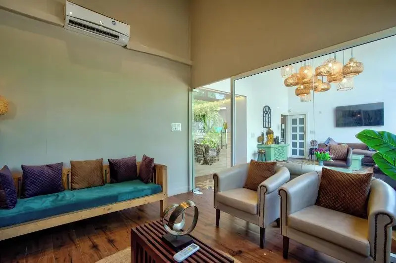 Raya Resorts