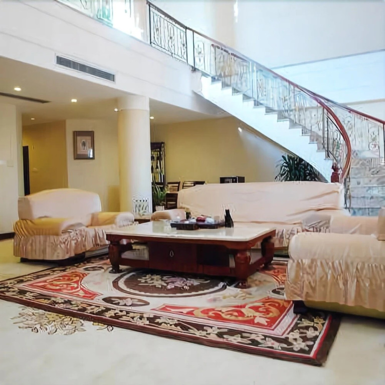 Dongya Business Hotel