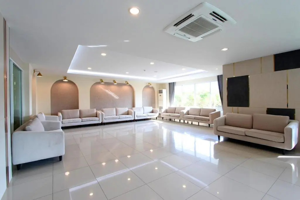 The Leisure Hotel