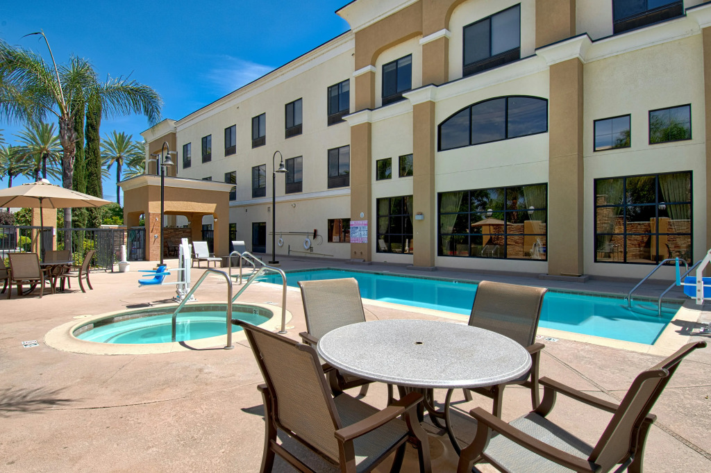 Hampton Inn & Suites by Hilton Hemet Menifee Murrieta