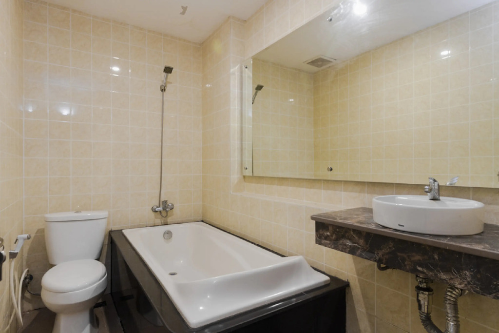RedDoorz Plus at Boulevard Panakkukang Makassar