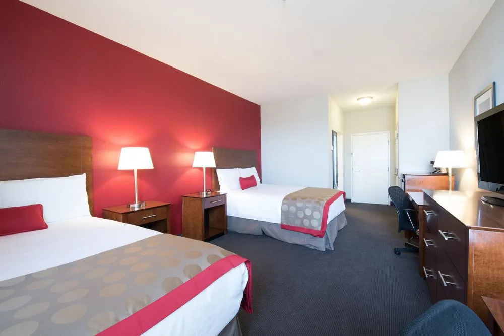 Ramada Williston