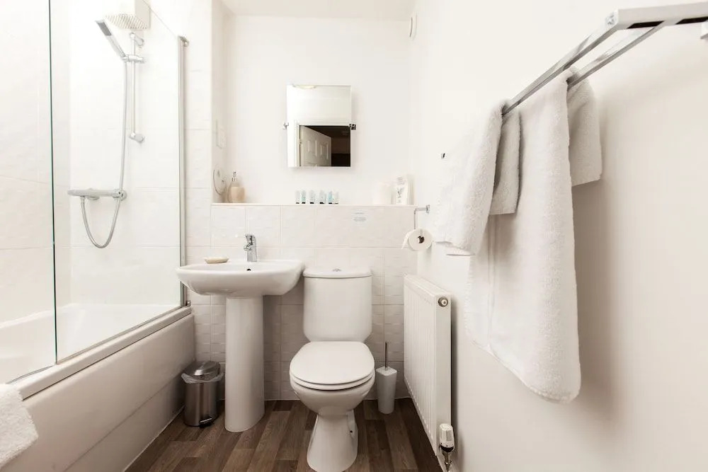 Duloch Apartments KW