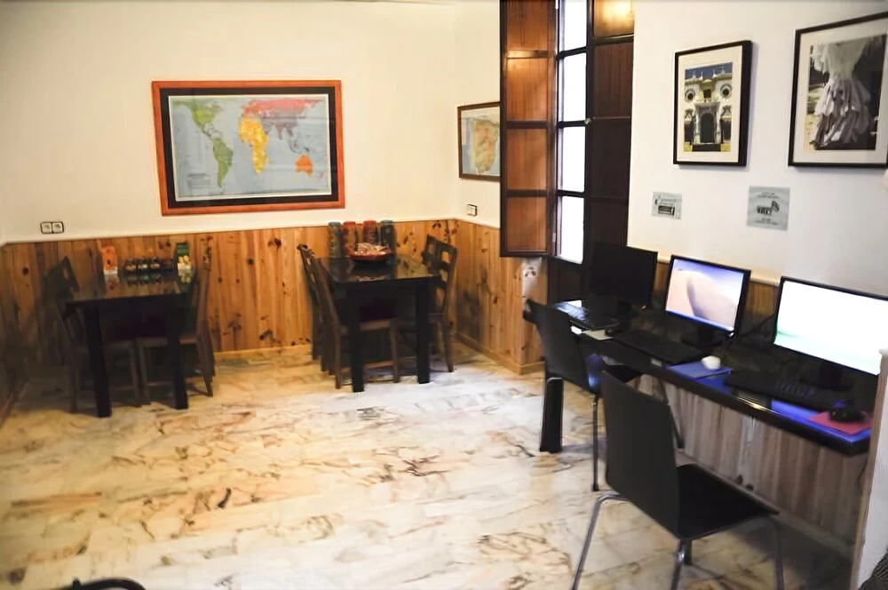 Hostel Triana Backpackers