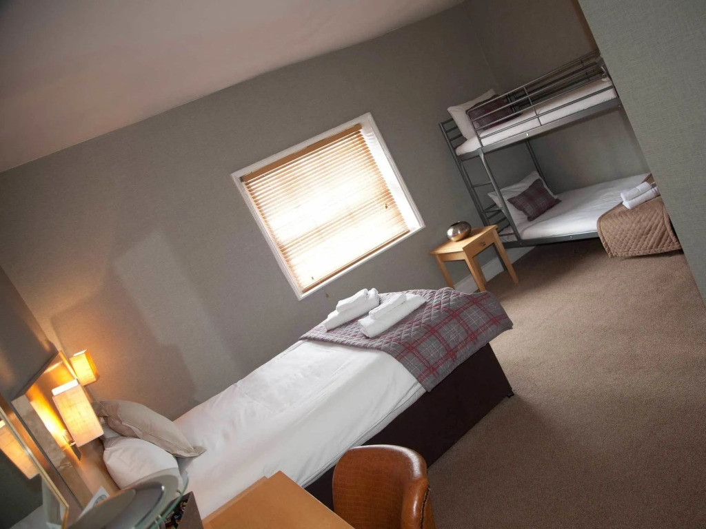 The Warwick Arms Hotel - The Coaching Inn Group