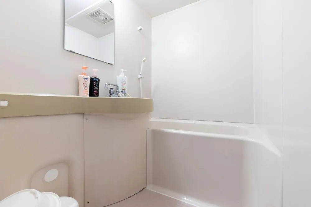 Nishishinjuku Colorbee House 31