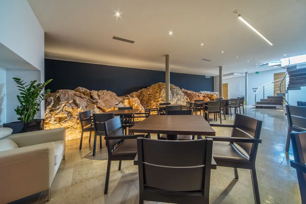 Golden Rays Luxury Villas & Apartments