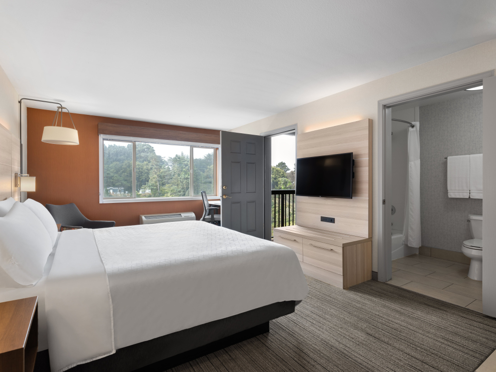 Holiday Inn Express Fort Bragg by IHG