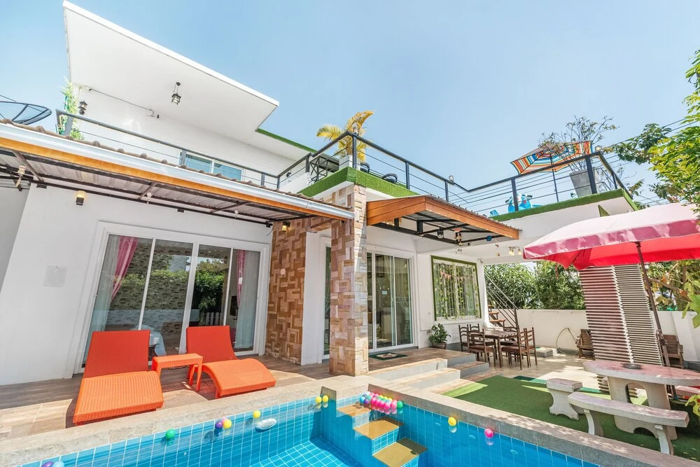 Timeless pool villa by Favstay