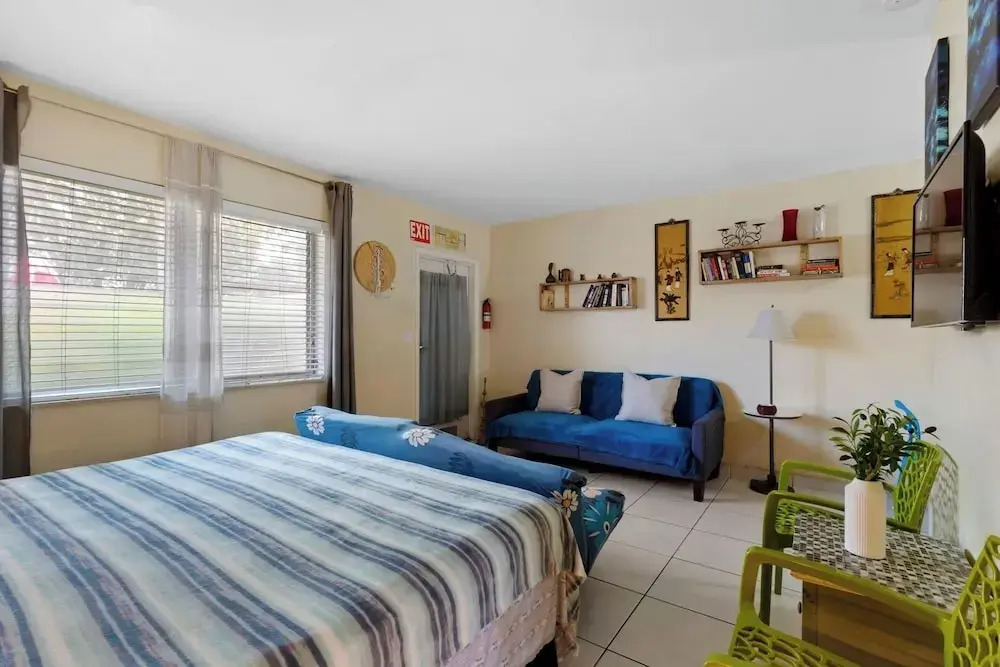 1BR Studio w/ Parking, Bbq, Garden Hollywood