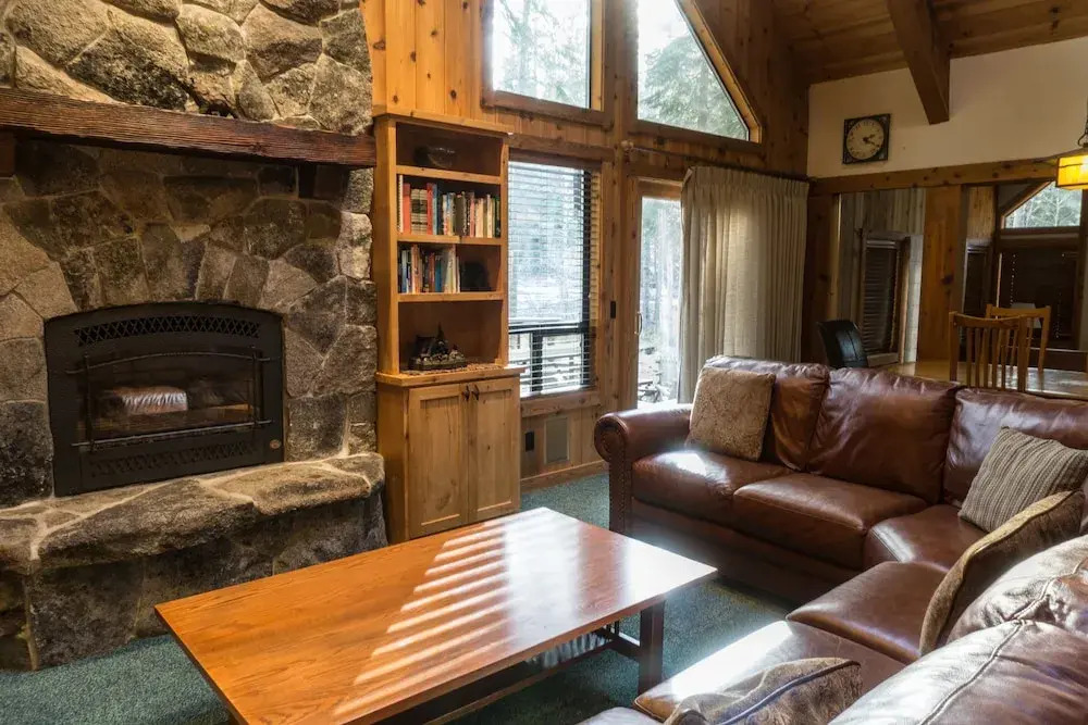 824 Beaver Pond