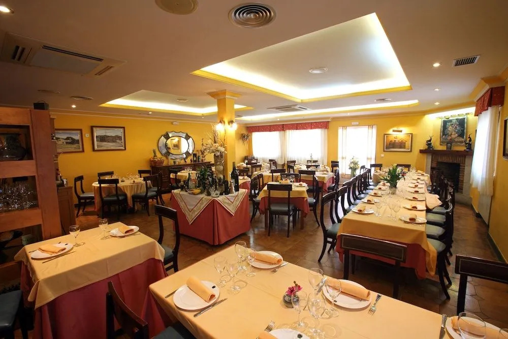 Hotel El Pentágono