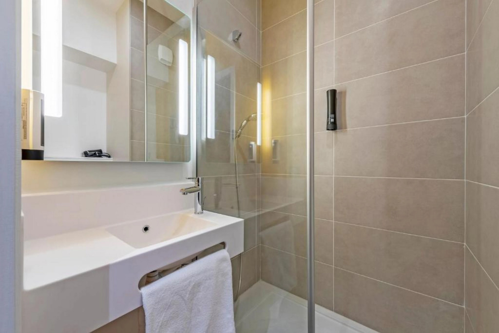 B&B HOTEL Brest Centre Port de Commerce