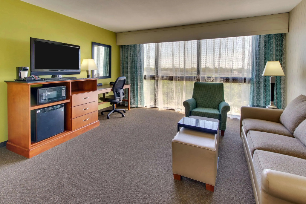 Heritage Inn Suites Houston/Sugar Land, Trademark by Wyndham