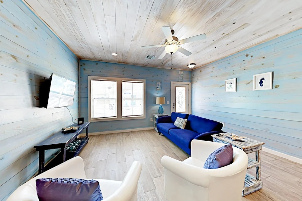 1617 S Station St 8 Home 3 Bedrooms 2 Bathrooms Home