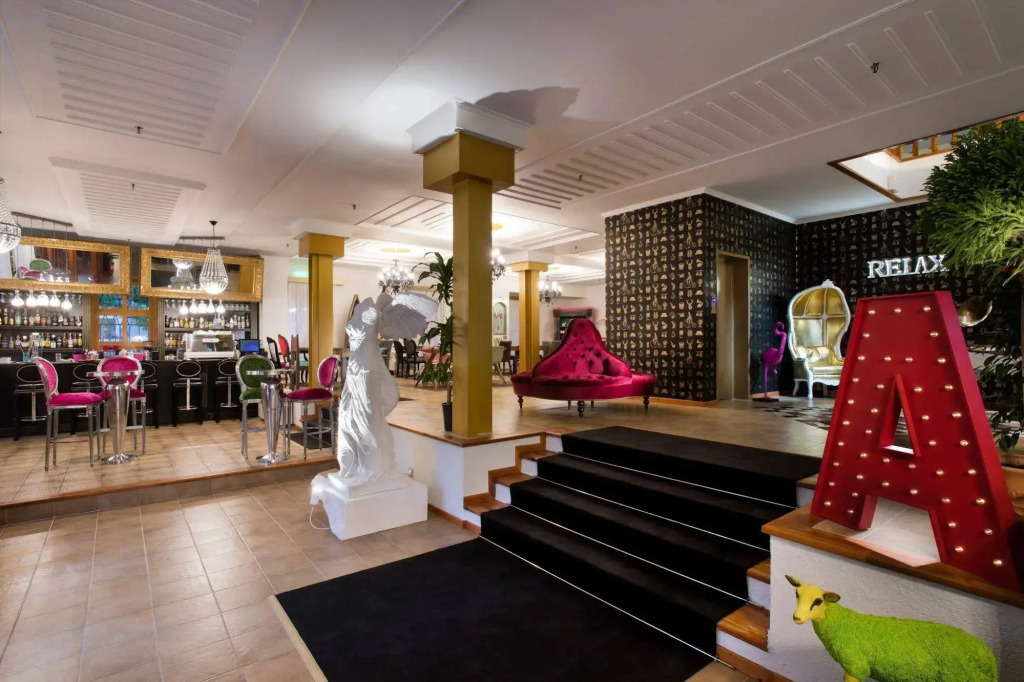 A for Art Hotel