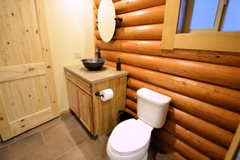 Alyeska Hideaway Log Cabins-Placer Cabin