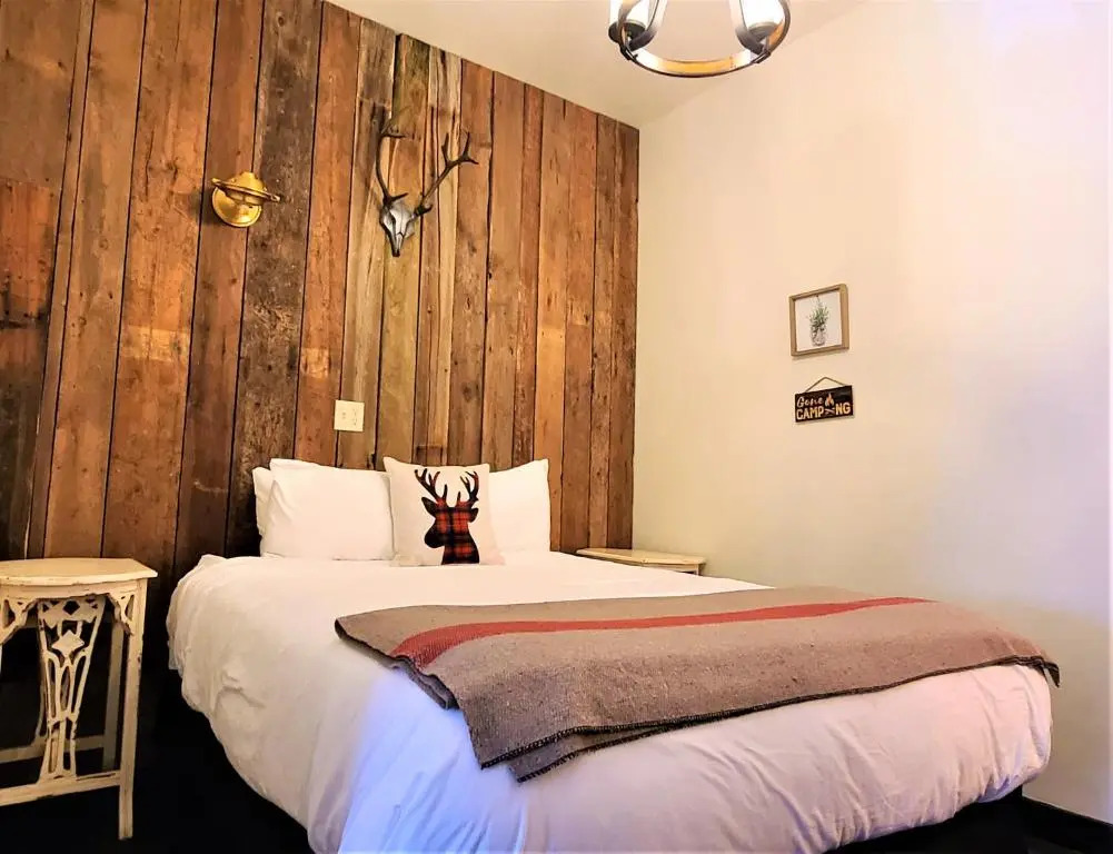 Mrs. Andersons Lodging
