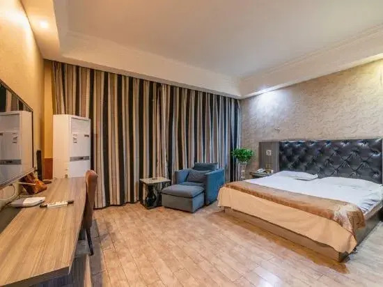 Naya Chain Hotel Zhumadian Jiahe