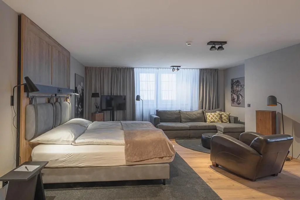ALPINE INN Davos