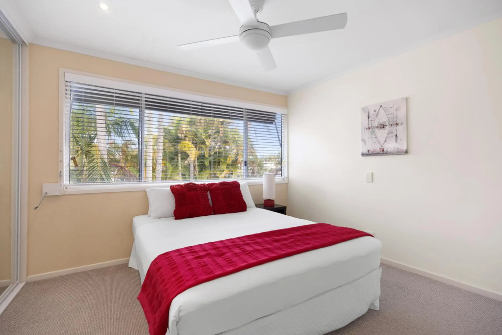 Moondarah, Apartment 6, 75 Noosa Parade