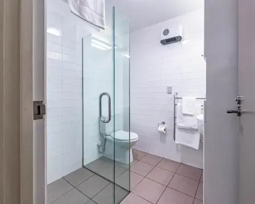 Central Luxury Apartment 108