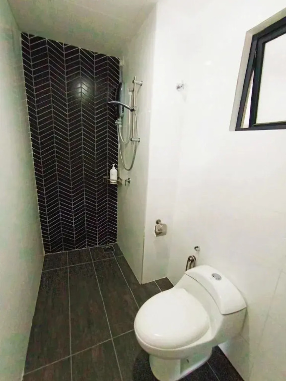 The Horizon Ipoh Dual L12 by Grab A Stay