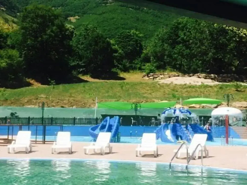 Veltsi Hotel