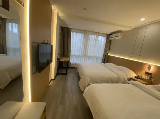 Poli Light Hotel (Beilun Port Area)