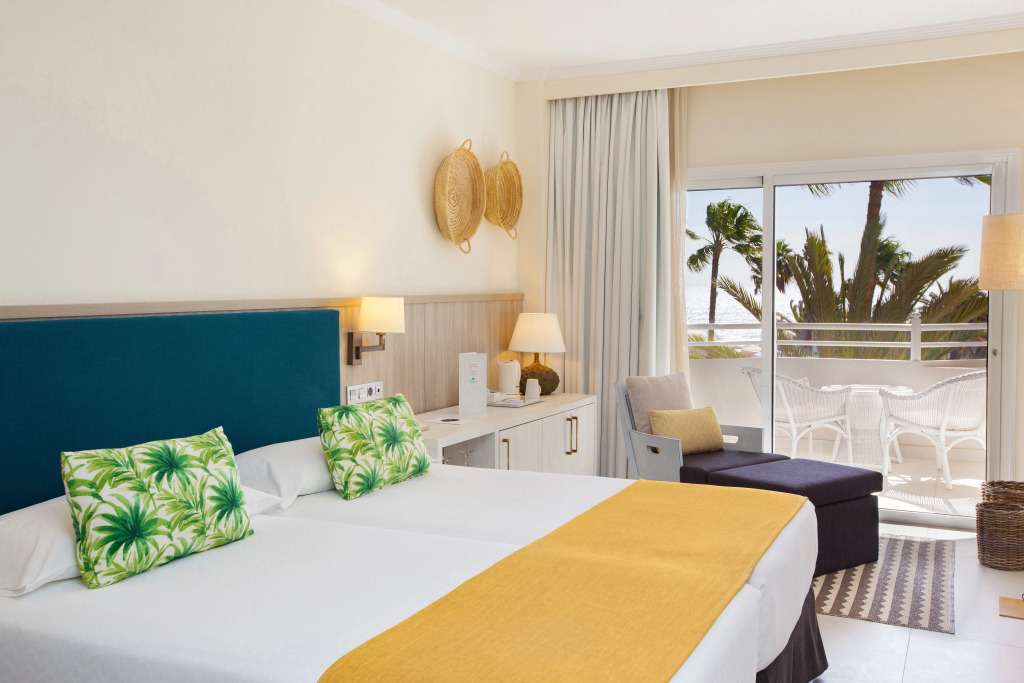 Corallium Dunamar by Lopesan Hotels